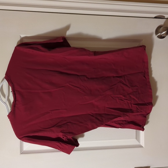 Gymshark workout shirt - Picture 3 of 3